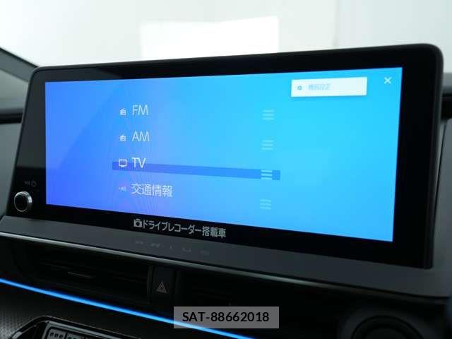 Toyota PRIUS 2025-04 8209669-9