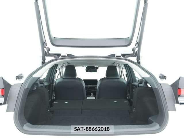 Toyota PRIUS 2025-04 8209669-8