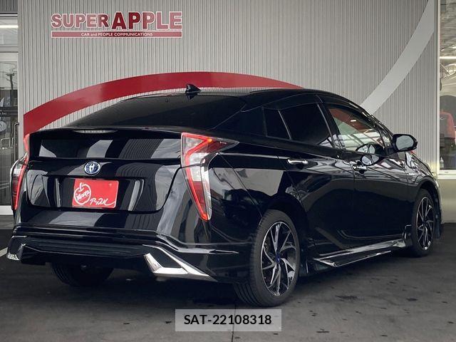 Toyota PRIUS 2017-11 8209681-3