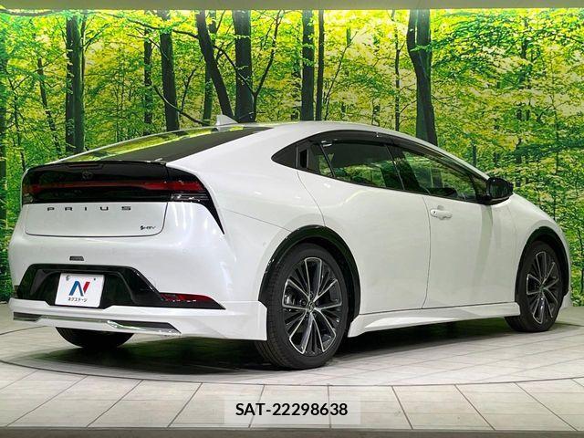 Toyota PRIUS 2024-01 8209668-16