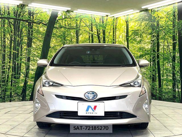 Toyota PRIUS 2016-12 8209682-13