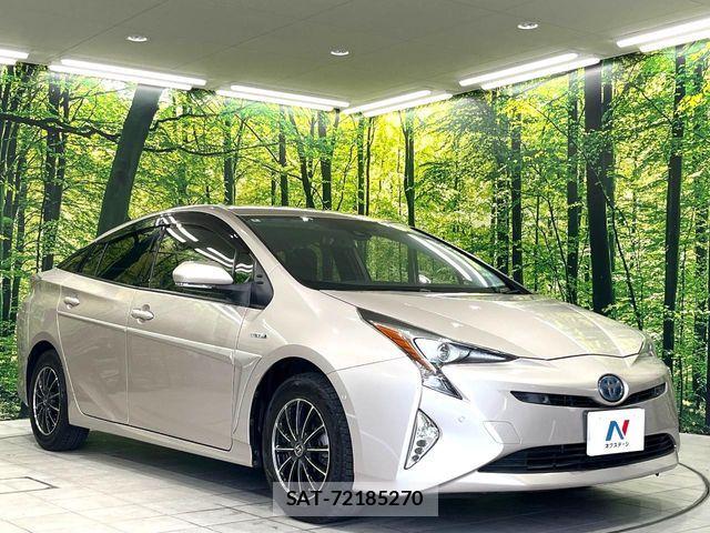 Toyota PRIUS 2016-12 8209682-15