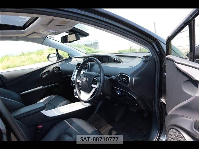 Toyota PRIUS 2016-06 8209678-10