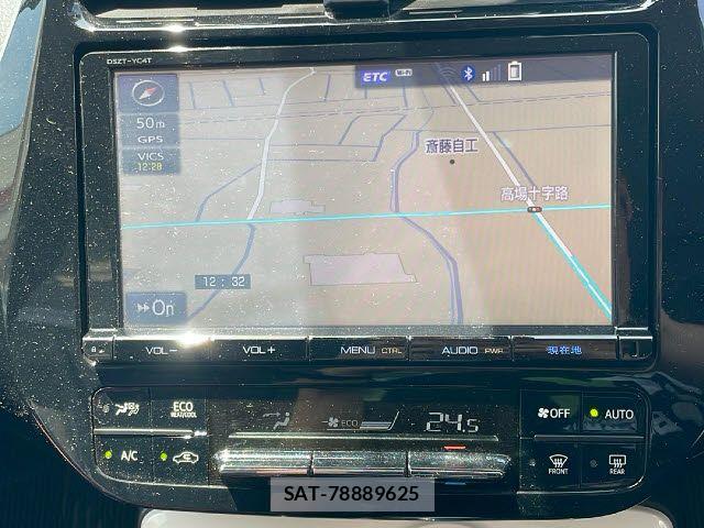 Toyota PRIUS 2015-12 8209680-5
