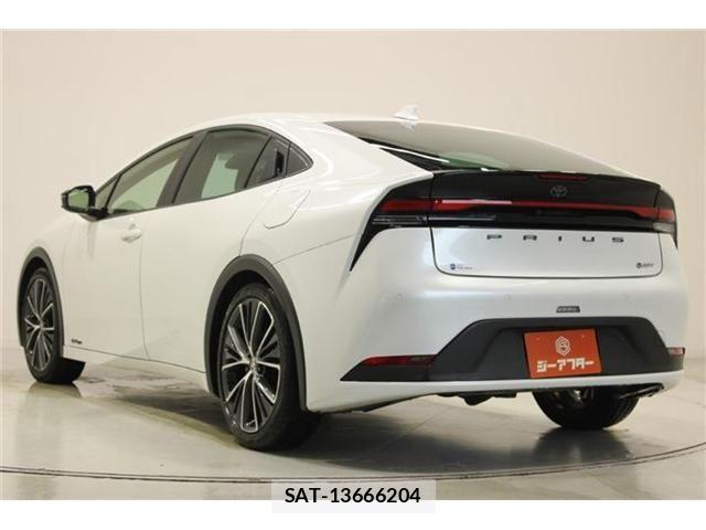 Toyota PRIUS 2023-02 8209676-9