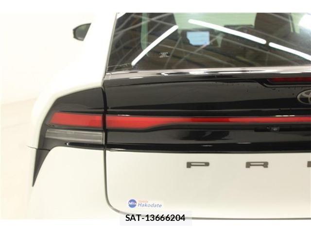 Toyota PRIUS 2023-02 8209676-18