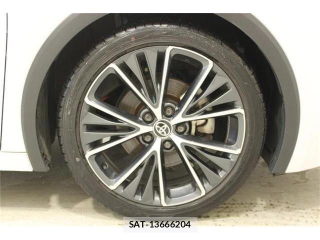 Toyota PRIUS 2023-02 8209676-21