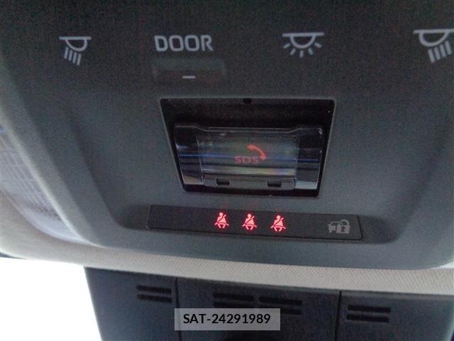 Toyota PRIUS 2024-11 8209675-19