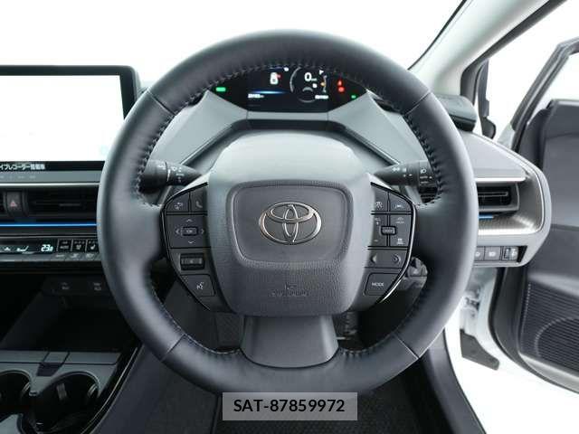 Toyota PRIUS 2025-04 8209670-14