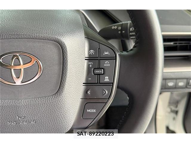 Toyota PRIUS 2024-08 8209674-21