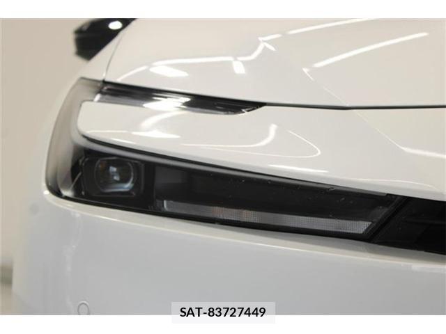 Toyota PRIUS 2025-03 8209673-17