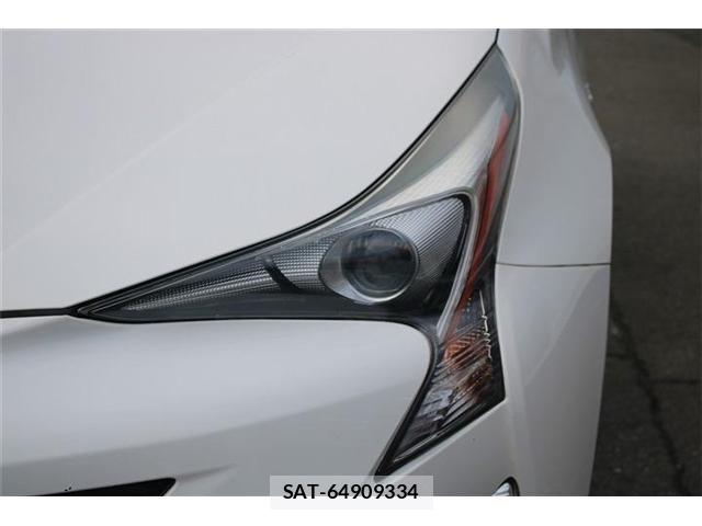 Toyota PRIUS 2016-04 8231381-13