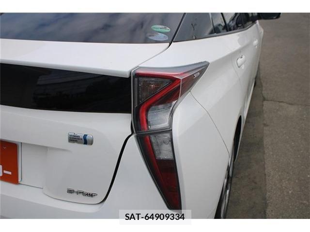 Toyota PRIUS 2016-04 8231381-20