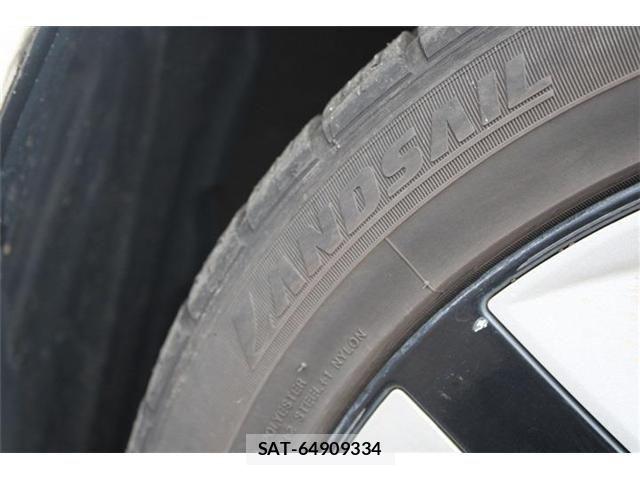 Toyota PRIUS 2016-04 8231381-25