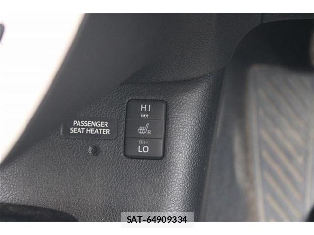 Toyota PRIUS 2016-04 8231381-3