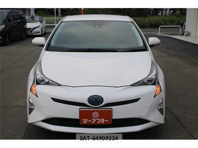 Toyota PRIUS 2016-04 8231381-5