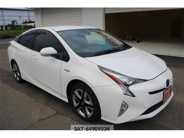Toyota PRIUS 2016-04 8231381-6