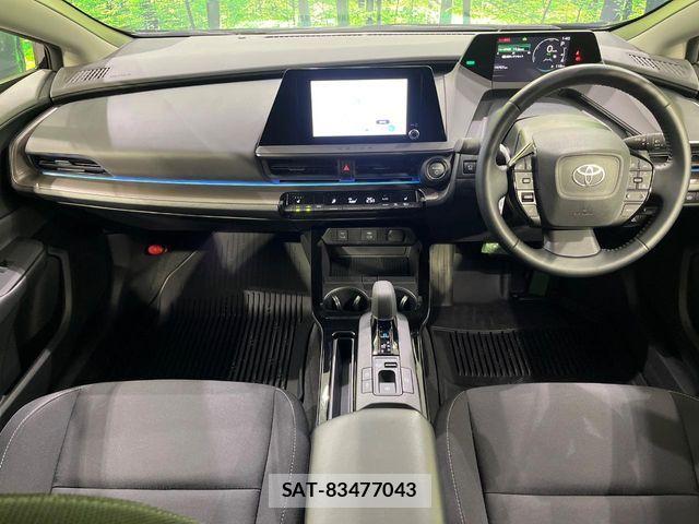 Toyota PRIUS 2024-08 8246413-1