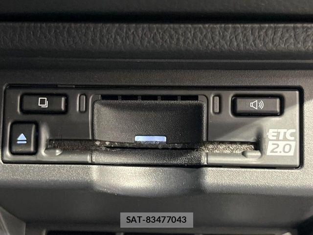 Toyota PRIUS 2024-08 8246413-5