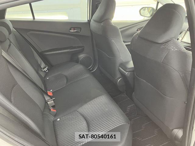 Toyota PRIUS 2018-02 8246414-9