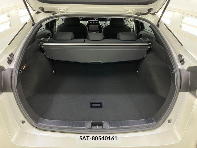 Toyota PRIUS 2018-02 8246414-12