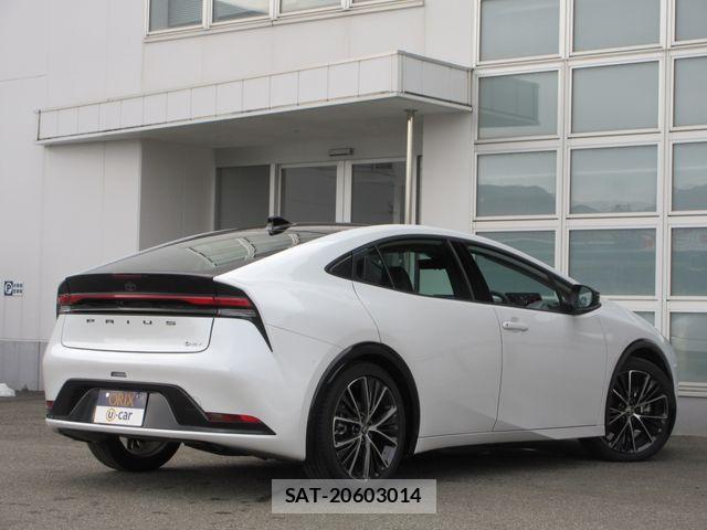 Toyota PRIUS 2025-04 8316549-2