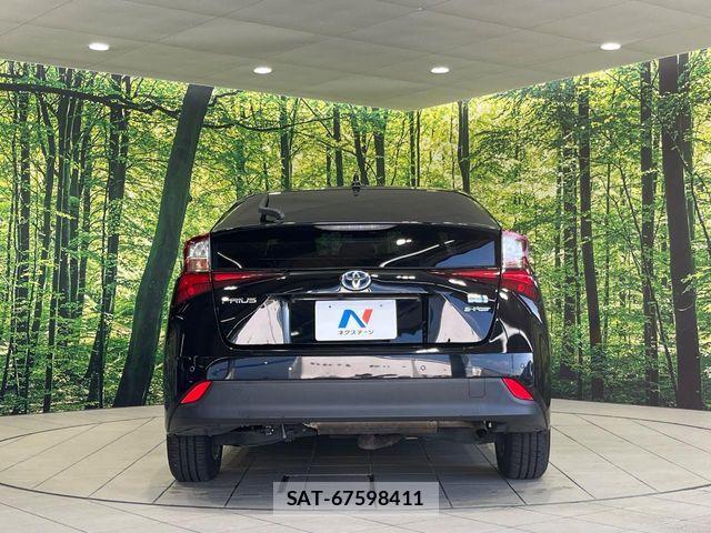 Toyota PRIUS 2019-11 8316550-15