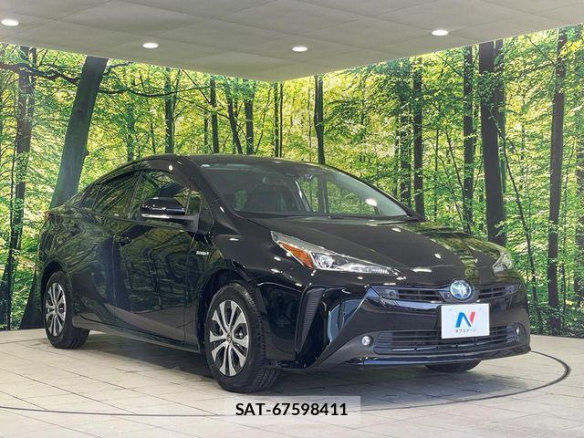Toyota PRIUS 2019-11 8316550-16
