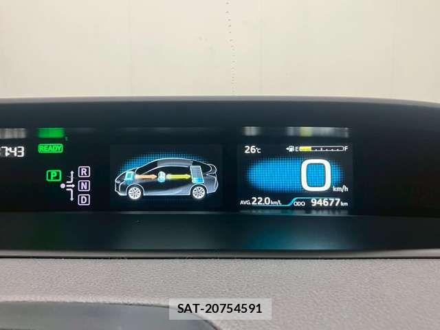 Toyota PRIUS 2016-11 8316553-12