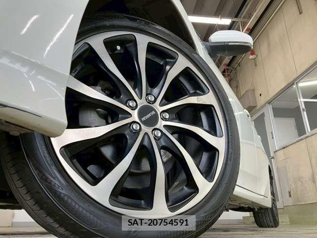 Toyota PRIUS 2016-11 8316553-15