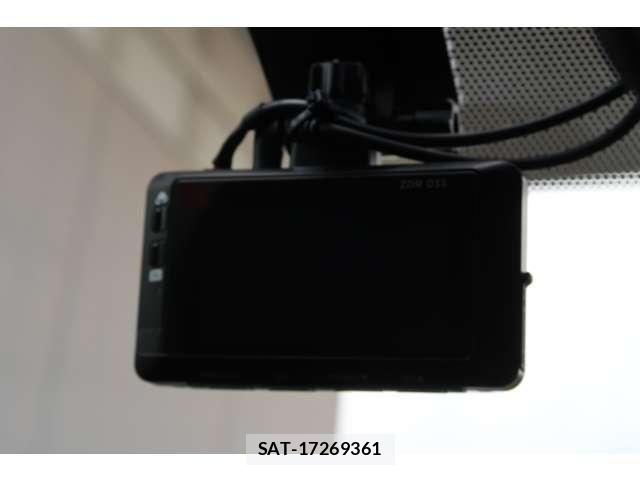 Toyota PRIUS 2023-11 8316548-4