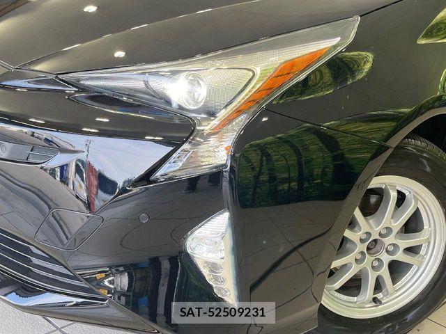 Toyota PRIUS 2018-07 8316554-12
