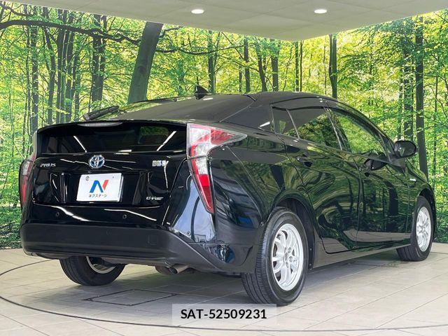 Toyota PRIUS 2018-07 8316554-17