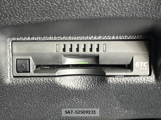Toyota PRIUS 2018-07 8316554-6