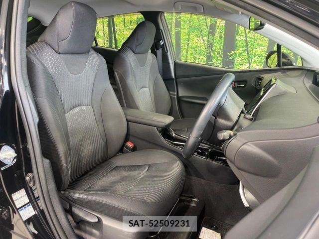 Toyota PRIUS 2018-07 8316554-8