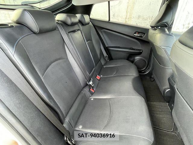 Toyota PRIUS 2016-05 8316555-14