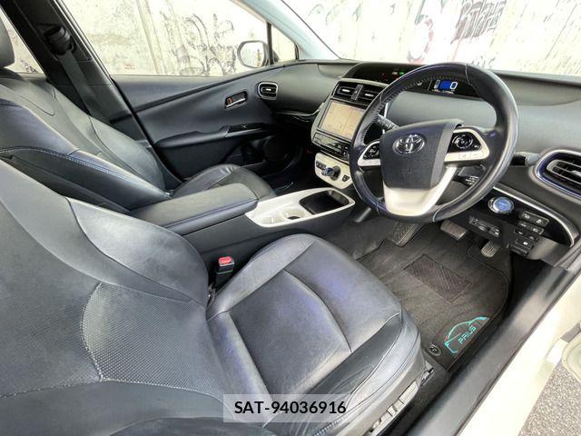 Toyota PRIUS 2016-05 8316555-8