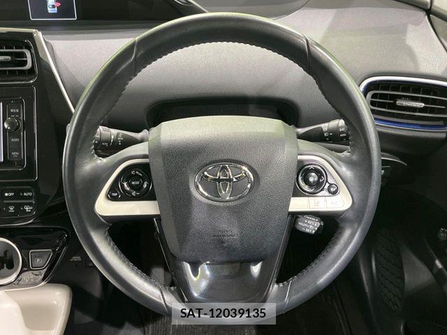 Toyota PRIUS 2016-03 8316556-12