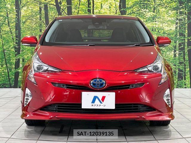 Toyota PRIUS 2016-03 8316556-15