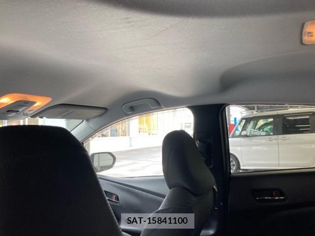 Toyota PRIUS 2015-12 8316557-13