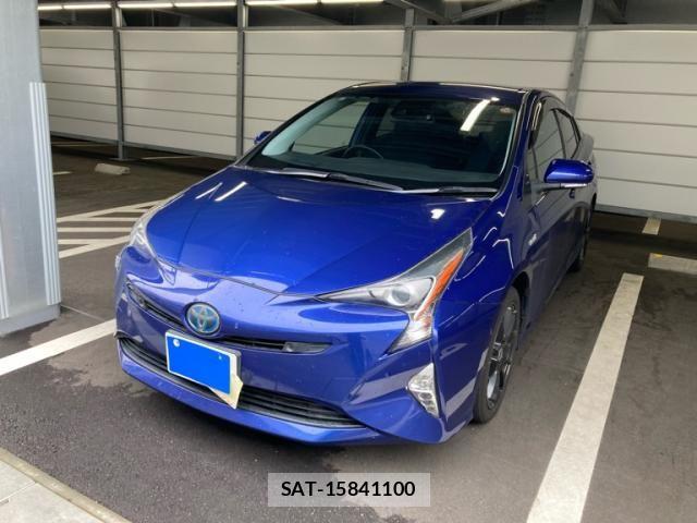 Toyota PRIUS 2015-12 8316557-2
