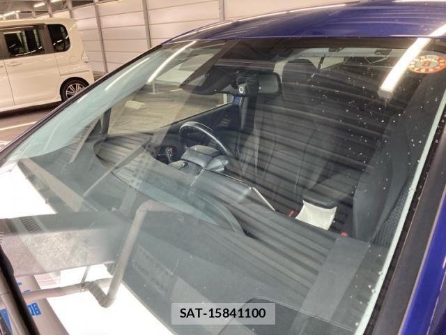 Toyota PRIUS 2015-12 8316557-6