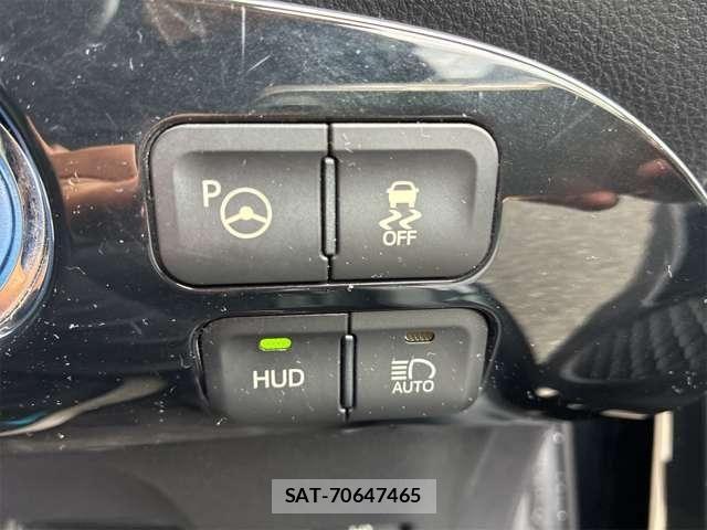 Toyota PRIUS 2017-07 8316552-9