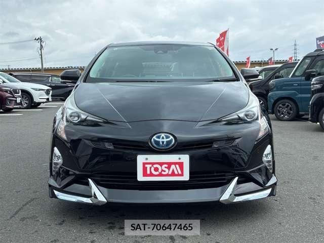 Toyota PRIUS 2017-07 8316552-17