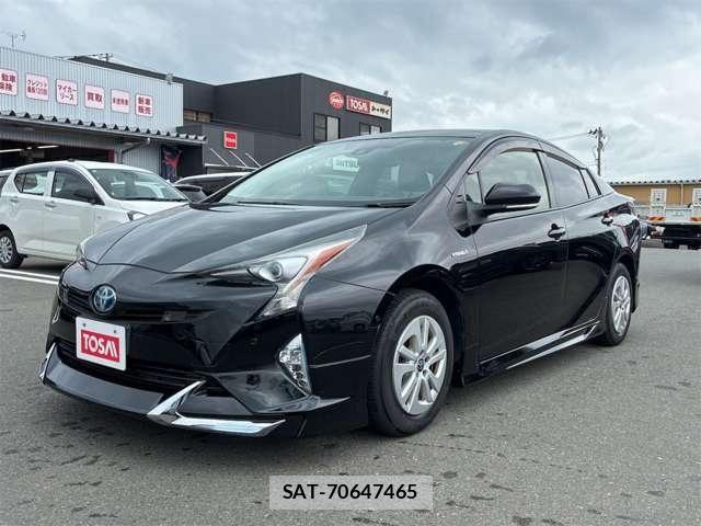 Toyota PRIUS 2017-07 8316552-19