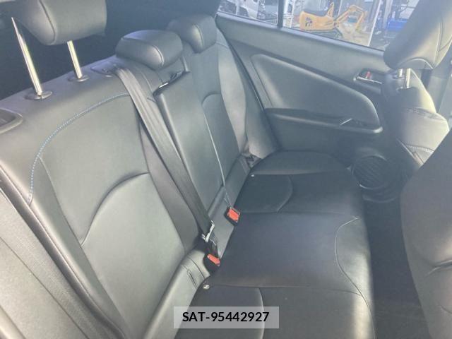 Toyota PRIUS 2019-03 8316551-12