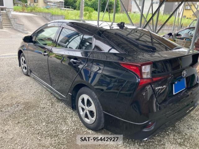 Toyota PRIUS 2019-03 8316551-3