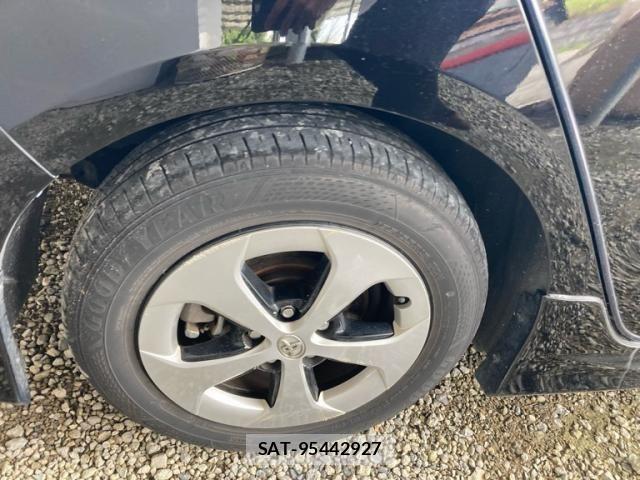 Toyota PRIUS 2019-03 8316551-5