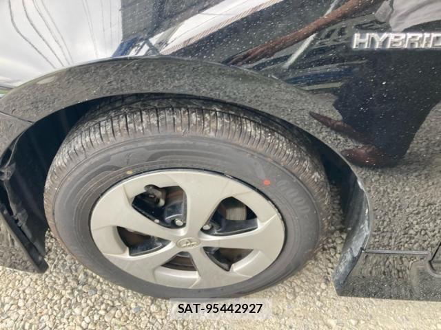Toyota PRIUS 2019-03 8316551-7