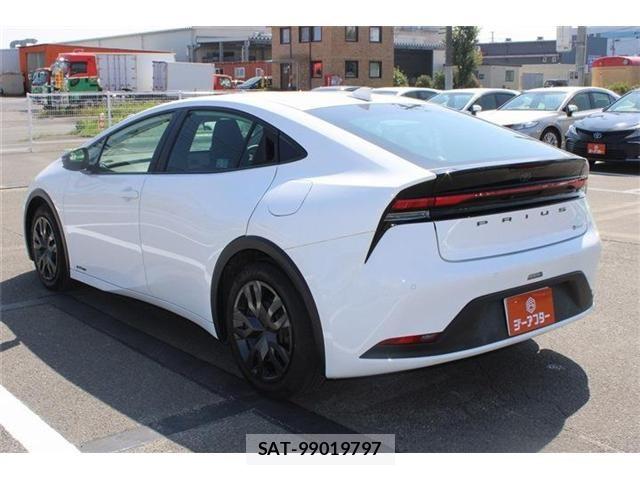 Toyota PRIUS 2025-03 8337491-10